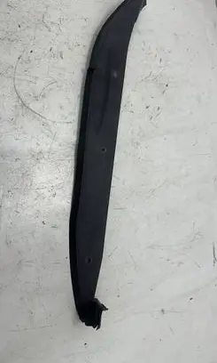 Porsche Macan (95B) Fender end trim 95B854777B