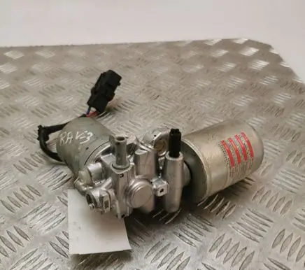 Toyota RAV 4 (XA50) Brake booster 4707042030