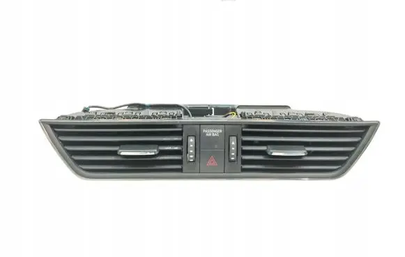 Skoda Superb B8 (3V) Dashboard air vent grill cover trim 