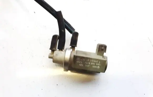 Audi A6 S6 C5 4B Turbo solenoid valve 059906627a 7.21903.21