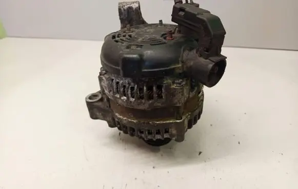 Chrysler Grand Voyager IV Generator/alternator 835525160