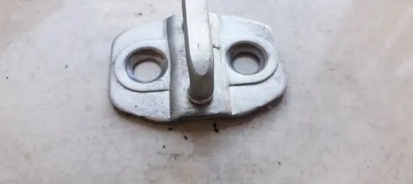 Chrysler Sebring (JS) Front door lock loop/hook striker 11872