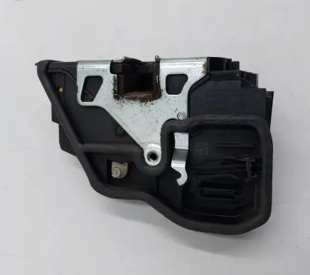 Mini Cooper Countryman R60 Front door lock