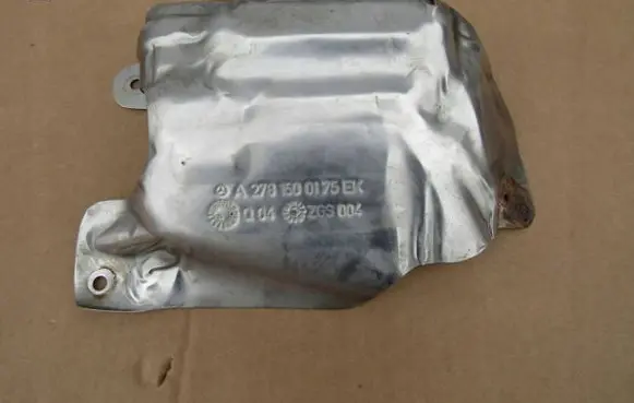 Mercedes-Benz S W222 Heat shield in engine bay A2781500175