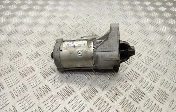 Nissan Qashqai+2 Starter motor 233001375R