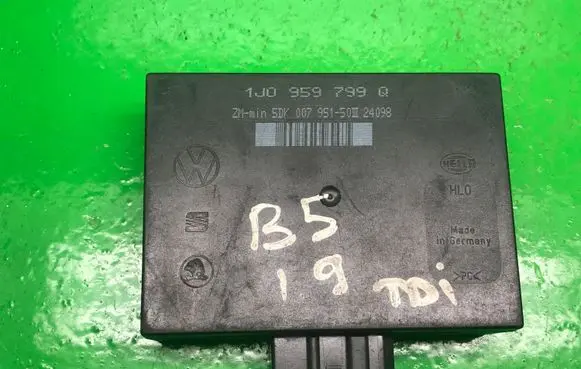 Volkswagen Golf IV BSM Control unit 1J0959799Q
