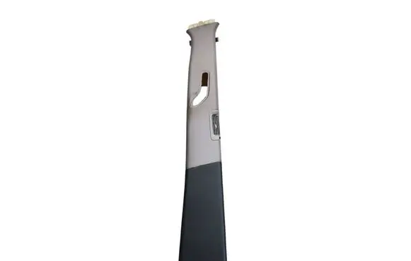 (B) pillar trim (bottom)