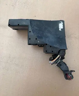 Jaguar S-Type Fuse module 71543276 2R8114A003CB