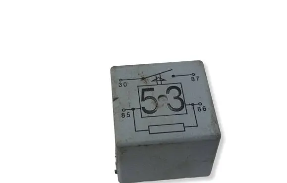Volkswagen Golf IV Other relay 141951253B