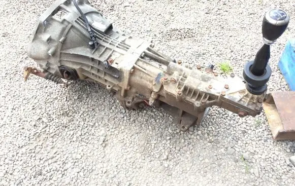 KIA Sorento Manual 5 speed gearbox
