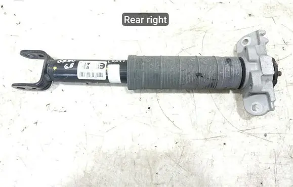 Jeep Grand Cherokee WL Rear shock absorber/damper 68417130AC