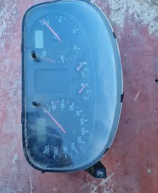 Volkswagen Transporter - Caravelle T4 Speedometer (instrument cluster)