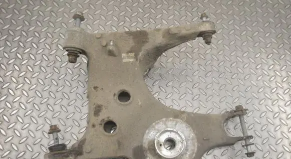 Land Rover Discovery 5 Rear upper control arm/wishbone HPLA5B530AB