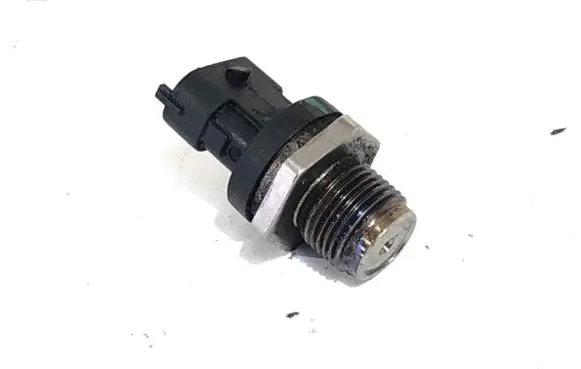 Opel Astra H Fuel pressure sensor 0281002706