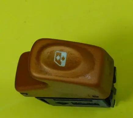 Renault Scenic I Electric window control switch 166696