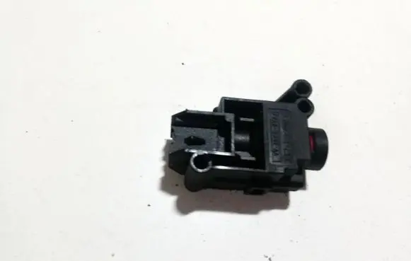 Ford Mondeo Mk III Fuel cut-off switch f2ab9341aa 92051434n3