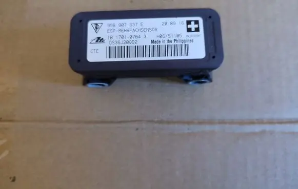 Porsche Macan (95B) ESP acceleration yaw rate sensor 95B907637