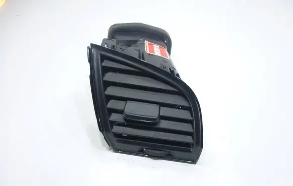 Skoda Fabia Mk3 (NJ) Dashboard side air vent grill/cover trim 6V0819702B