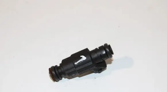 Audi A3 S3 8L Fuel injector 06A906031BA 0280156061