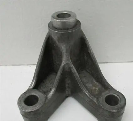 Audi Q7 4L Generator/alternator bracket 