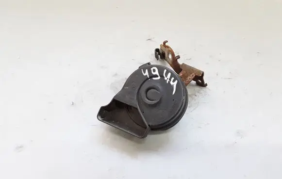 Volkswagen PASSAT B7 Horn signal A046522