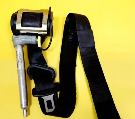 Audi A3 S3 8L Front seatbelt 895857705B