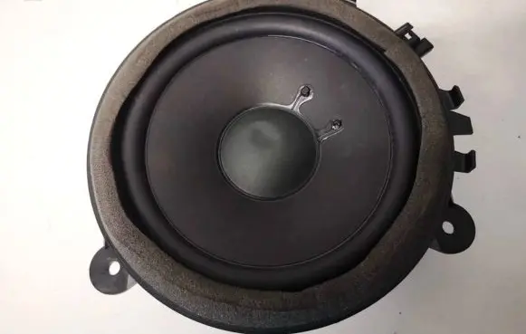 Volvo V40 Horn signal 30657445
