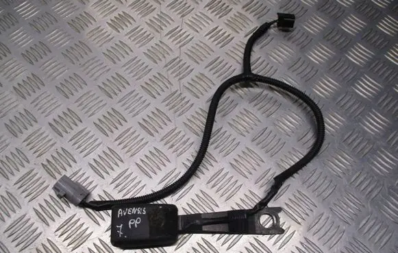 Toyota Avensis T250 Belt tensioner pulley 