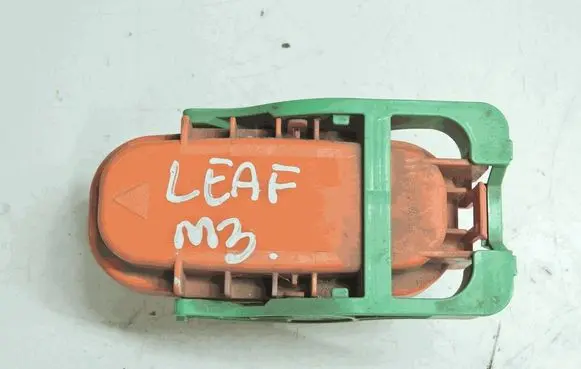 Nissan Leaf I (ZE0) Battery relay fuse 297C13NA0B