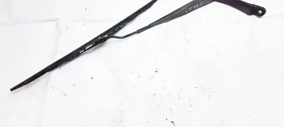 Hyundai Tucson JM Front wiper blade arm