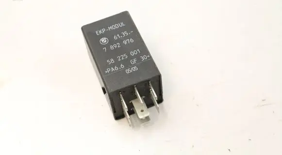 BMW 3 E46 Fuel pump relay 7892976 61357892976