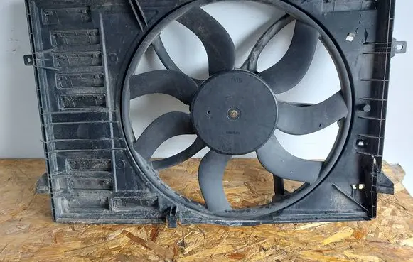Volkswagen Transporter - Caravelle T6 Electric radiator cooling fan 7E0121207E 7E0121205F