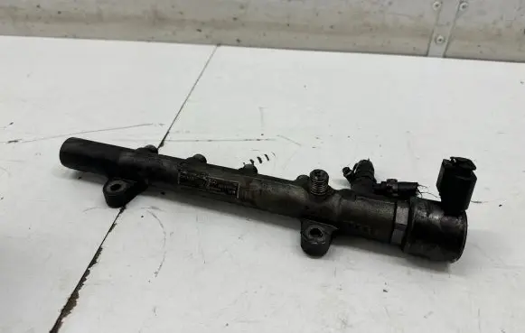Mercedes-Benz E W212 Fuel main line pipe A6510700595