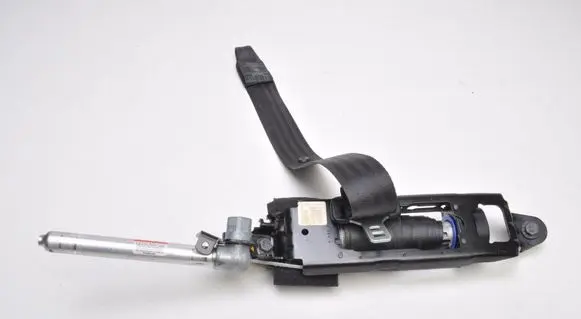 Volvo C30 Front seatbelt 1287473