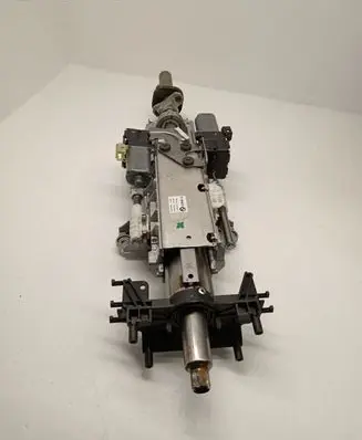 BMW 7 G11 G12 Steering wheel axle 7045022