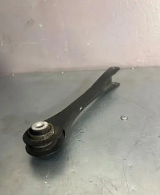 BMW 1 F20 F21 Rear control arm 6792527