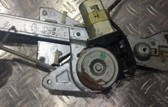 Mazda 626 Rear door window regulator motor 3650161822 91k