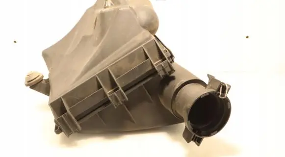Air filter box