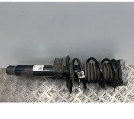 BMW 2 G42 Front shock absorber/damper 6896530