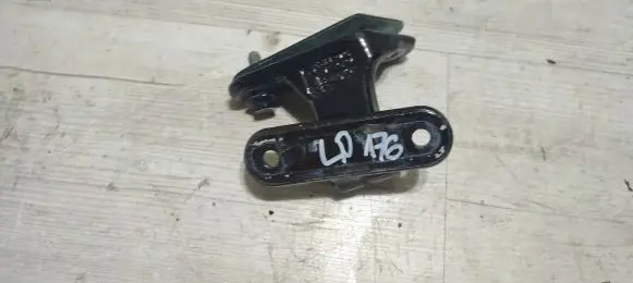 Mercedes-Benz A W176 Front door upper hinge 5S051123 A046572 GM248A1