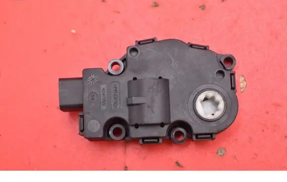 BMW 7 F01 F02 F03 F04 Air flap motor/actuator EFB431