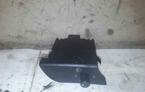 Audi A4 S4 B7 8E 8H Headlight level height control switch 8E2919094
