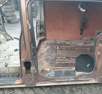 Opel Vivaro Front piece kit 