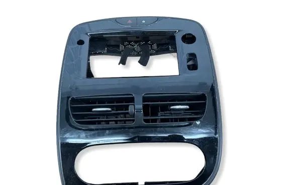 Renault Clio IV Radio/GPS head unit trim 682607616R