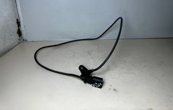 Volkswagen PASSAT B5.5 Camshaft position sensor 038906433A 038906433 ABE038906433A