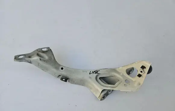 Audi A6 S6 C7 4G Fender mounting bracket 4G0821135A