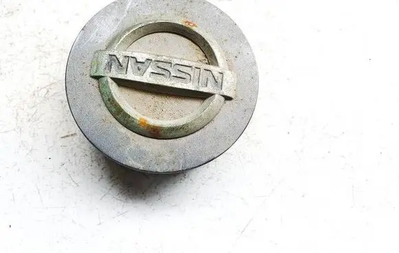 Nissan Primera Original wheel cap 40315bm504 2516s010