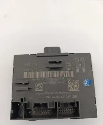 Audi A3 S3 8V Door control unit/module 5Q0959595B P10099538