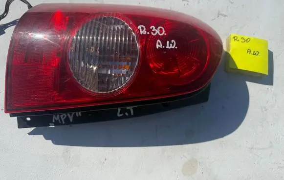 Mazda MPV II LW Rear/tail lights 