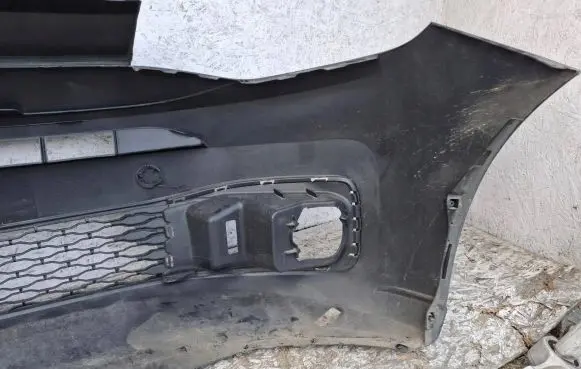 Volkswagen Caddy Front bumper 2K7807221